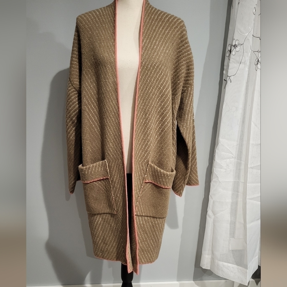Elegant Brown Cardigan with Pink Trim